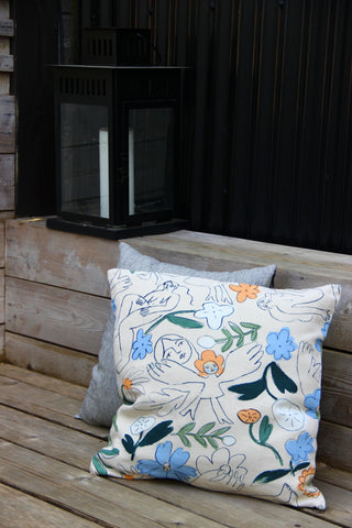 THE PRINTED CUSHION
