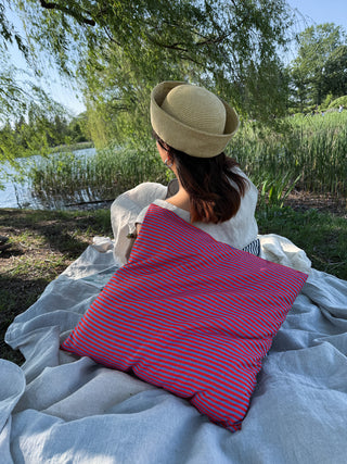 LE COUSSIN À MOTIFS